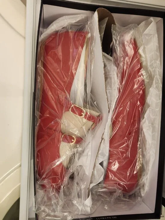 Marc Fisher "Evie" Medium Red Ballet Flats. NIB. Size 9 - Picture 8 of 9